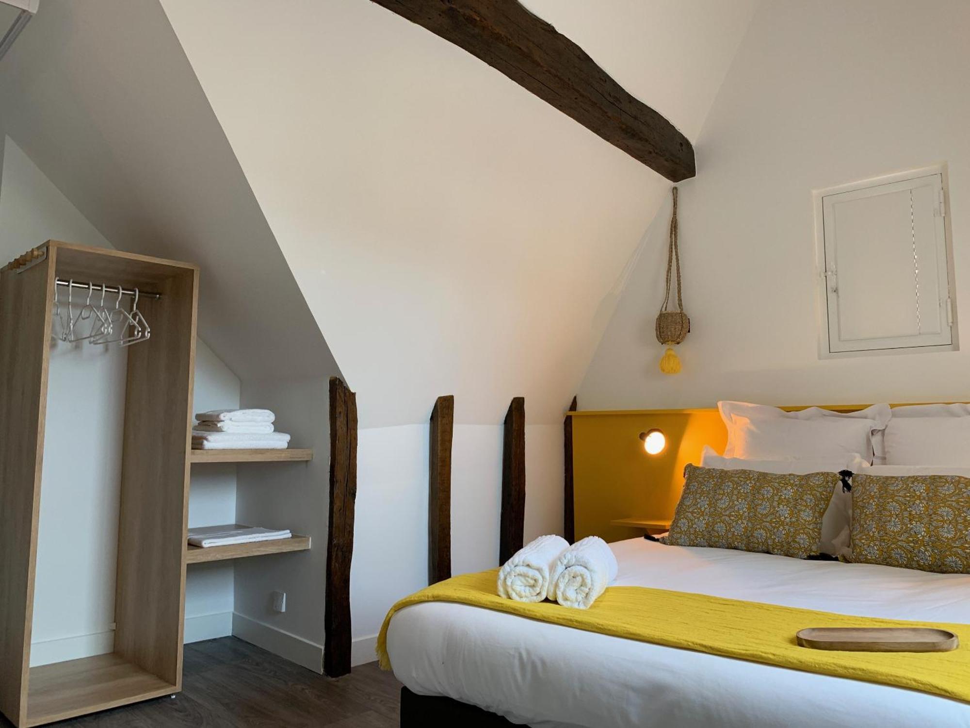 Bed and Breakfast Logis St Joseph Анже Экстерьер фото