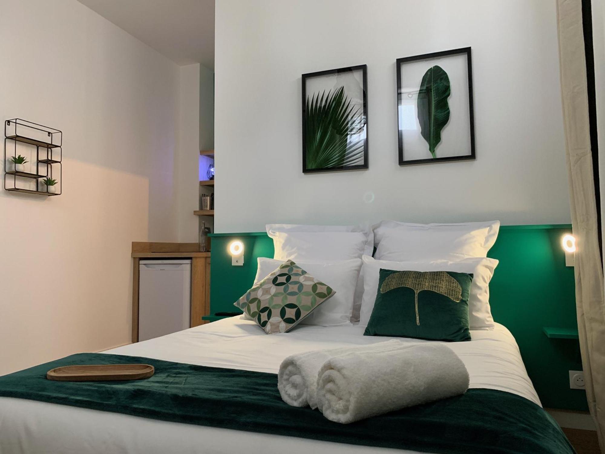 Bed and Breakfast Logis St Joseph Анже Экстерьер фото